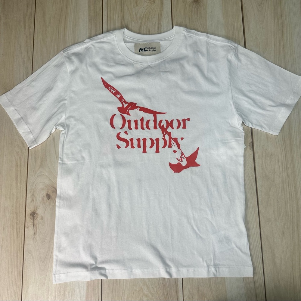 NWT RC Outdoor Supply T Shirt Mens‎ White Graphic Logo PacSun Size Small